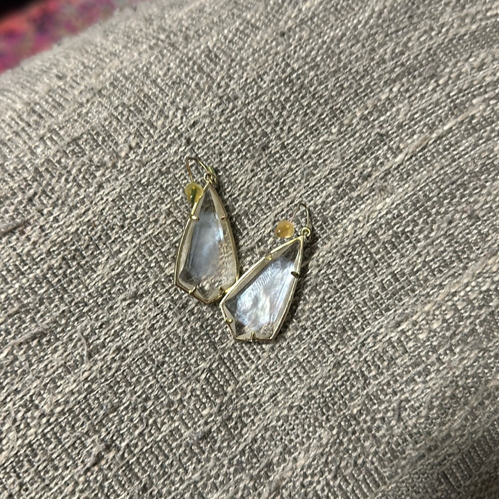 Clear white stone Kendra Scott dangle earrings